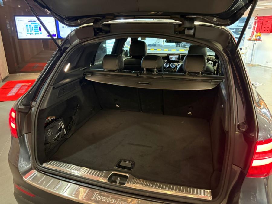 GLC250 4Matic AMG - Image 6